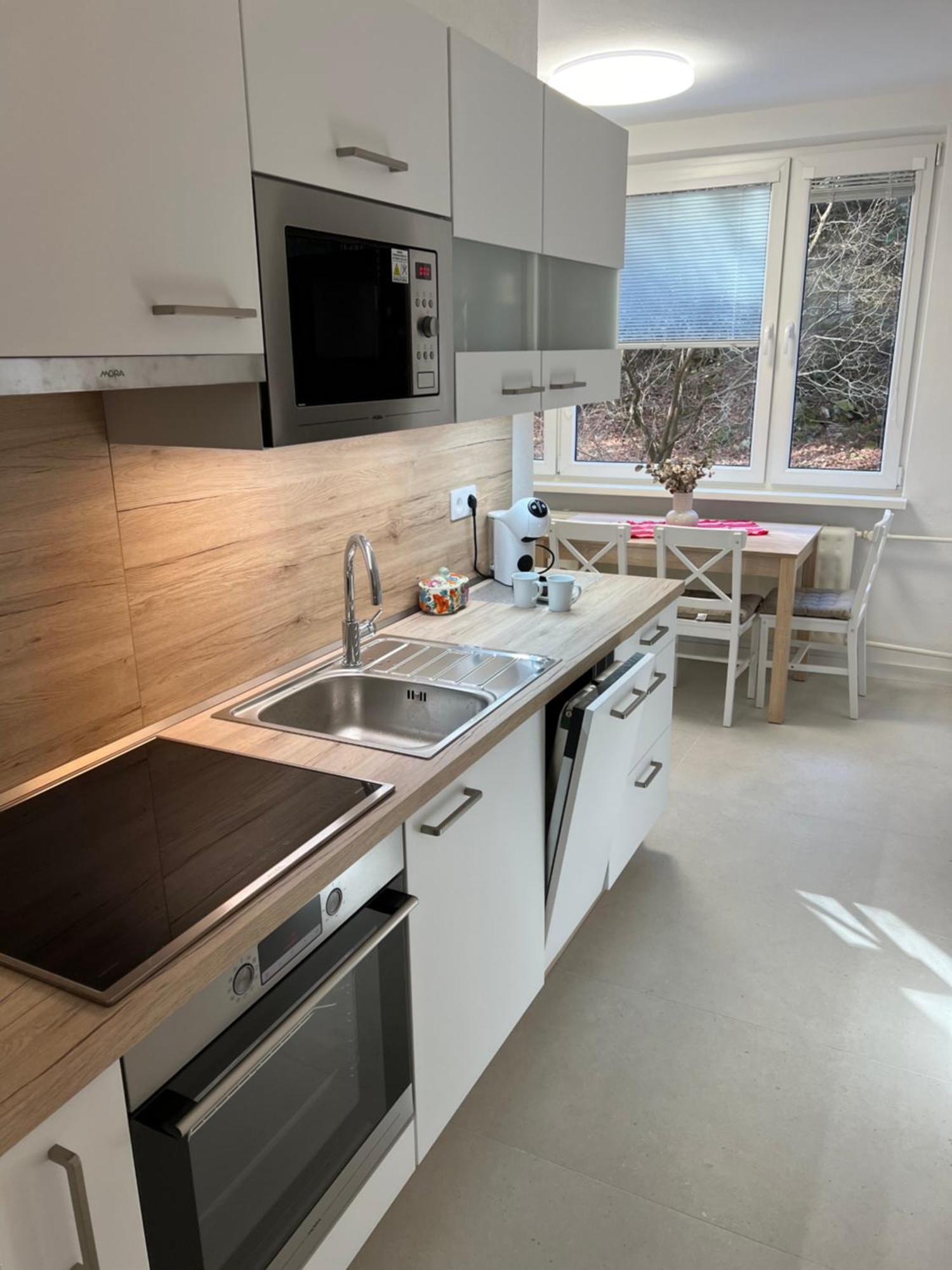 Banská Štiavnica Apartman Rosniarka מראה חיצוני תמונה